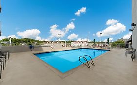 Red Roof Inn Plus & Suites Virginia Beach - Seaside